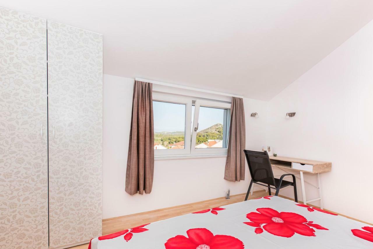 Apartman Kurika Šibenik Екстериор снимка